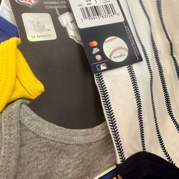BABY Bundle 3-Pack Creepers Set & Detriot Tigers Onesie 3-6 mo NFL MLB Baby NWT - Picture 6 of 13
